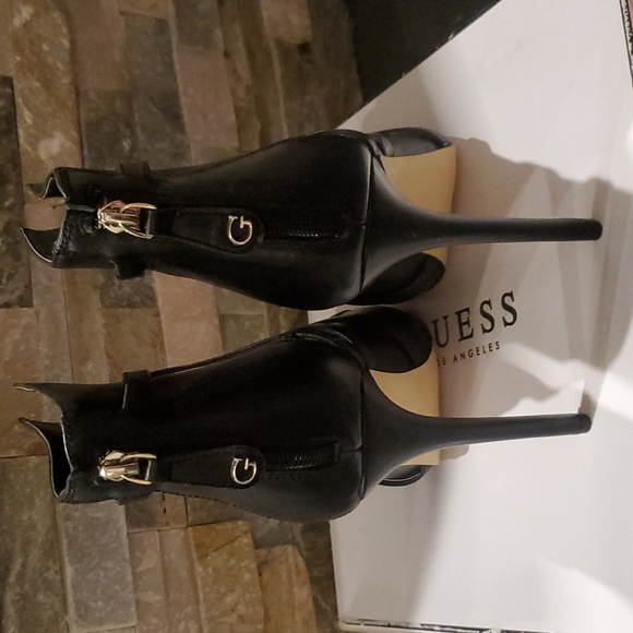 Guess Adalind Leather Booties - Picture 5 of 6